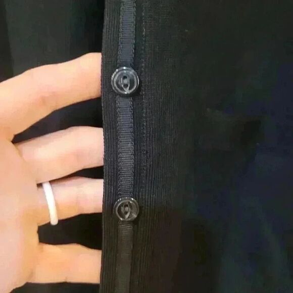 Banana Republic Women's Black Extra Fine Merino Wool/Nylon/Spandex Button Down C - Picture 11 of 11